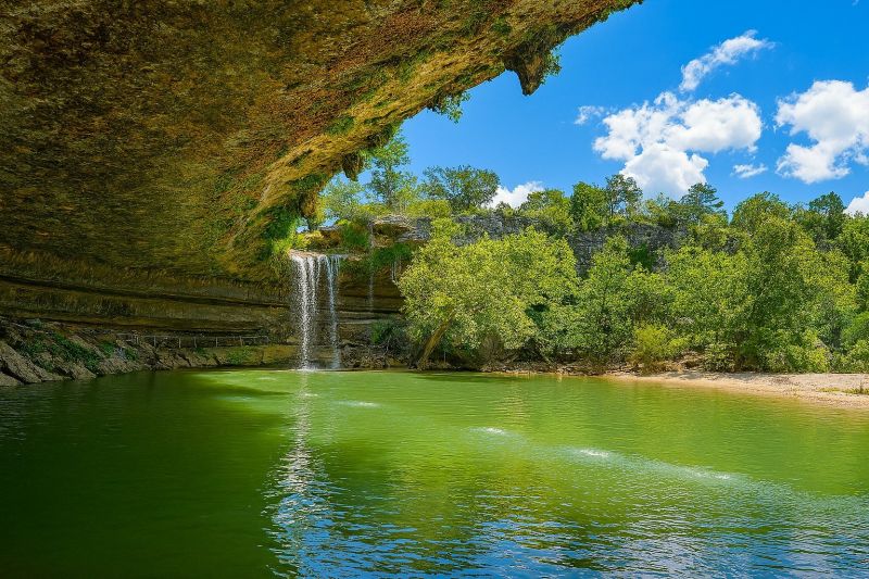 Weekly Commercial Cleaning in Dripping Springs, TX